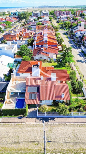 CASA 3 DORMITÓRIOS LOCALIZADA A POUCOS METROS DO MAR!: 24ª foto da galeria de imagens do imóvel