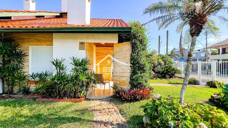 CASA 3 DORMITÓRIOS LOCALIZADA A POUCOS METROS DO MAR!: 13ª foto da galeria de imagens do imóvel