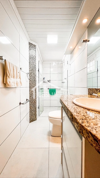 CASA 3 DORMITÓRIOS LOCALIZADA A POUCOS METROS DO MAR!: 29ª foto da galeria de imagens do imóvel