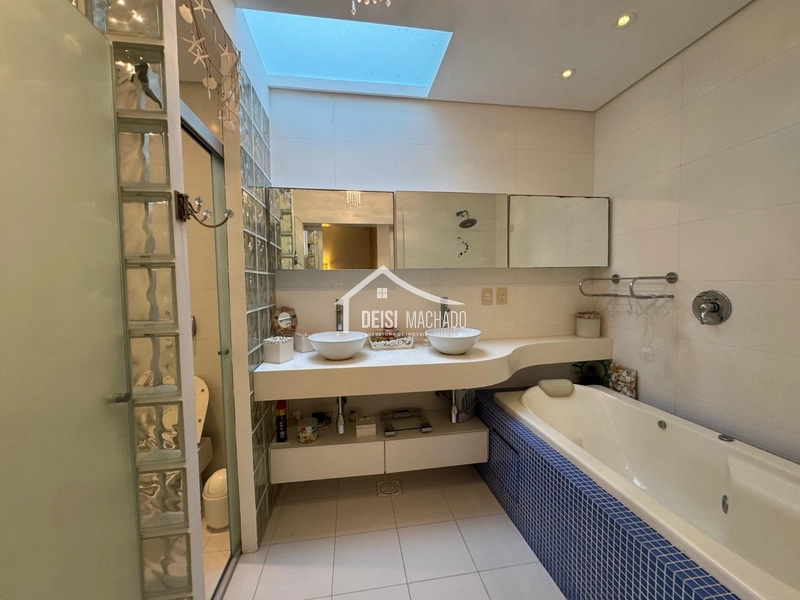 Excelente sobrado 03 dormitórios, próximo do mar: 15ª foto da galeria de imagens do imóvel