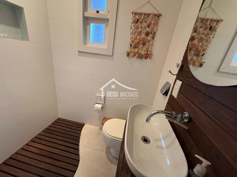 Excelente sobrado 03 dormitórios, próximo do mar: 5ª foto da galeria de imagens do imóvel