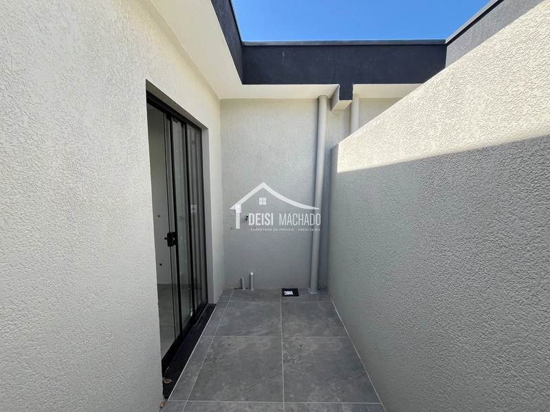 Linda casa geminada em Capão Novo: 9ª foto da galeria de imagens do imóvel