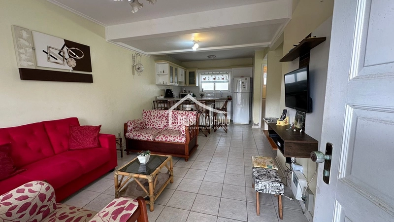 Excelente sobrado em condomínio à beira mar em Capão Novo: 2ª foto da galeria de imagens do imóvel