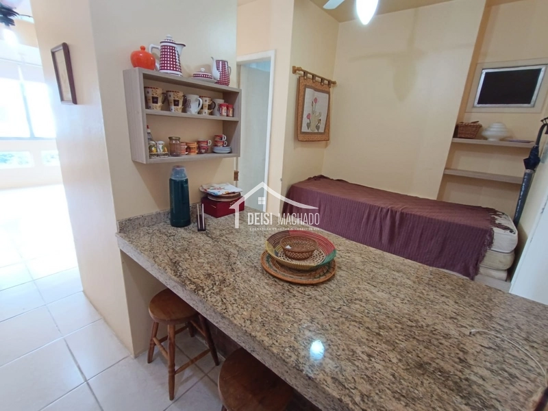 Excelente apartamento em Capão Novo, em  ótima localização: 2ª foto da galeria de imagens do imóvel