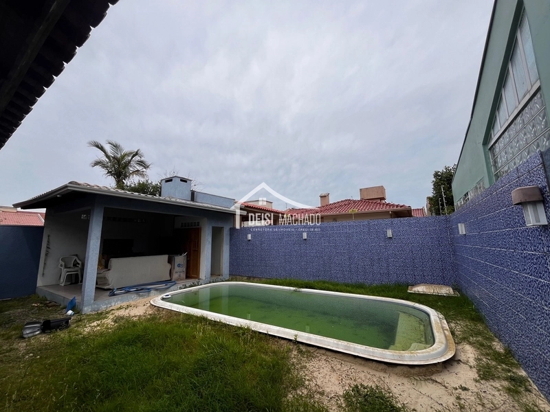 Casa 03 dormitórios pertinho do mar: 27ª foto da galeria de imagens do imóvel