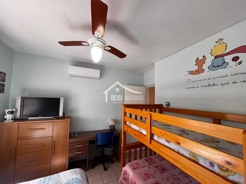 Lindo sobrado à venda em Capão Novo: 15ª foto da galeria de imagens do imóvel