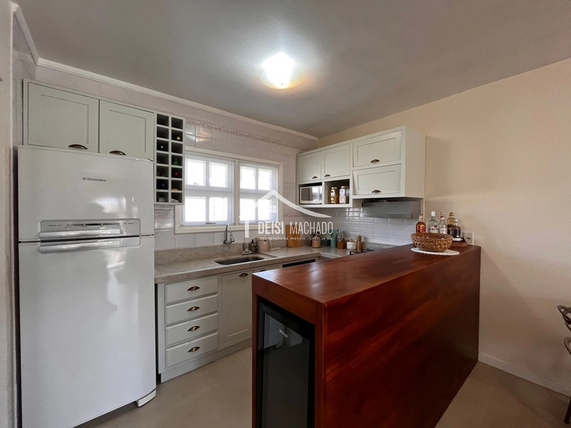 Lindo sobrado à venda em Capão Novo: 7ª foto da galeria de imagens do imóvel