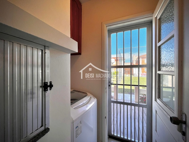 Lindo sobrado à venda em Capão Novo: 16ª foto da galeria de imagens do imóvel