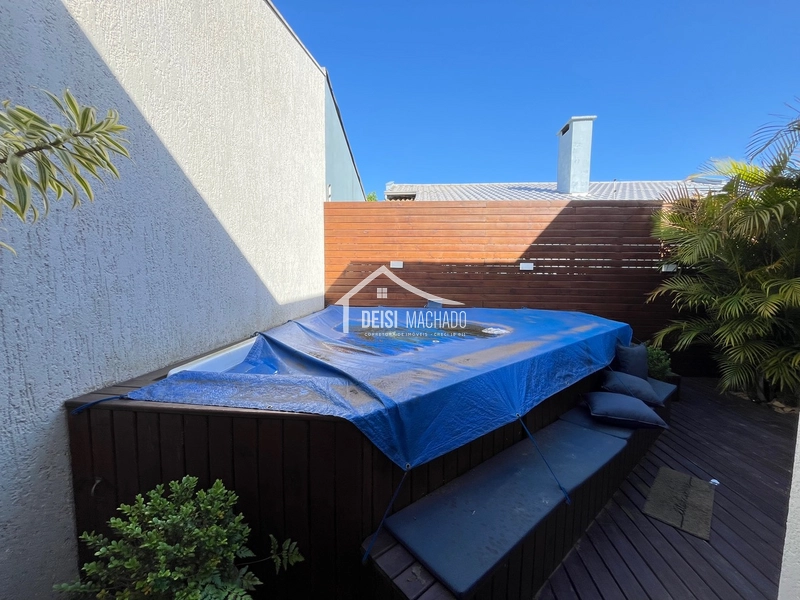 Linda casa geminada em Capão Novo: 21ª foto da galeria de imagens do imóvel