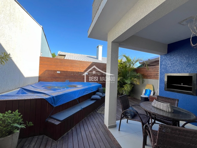 Linda casa geminada em Capão Novo: 14ª foto da galeria de imagens do imóvel