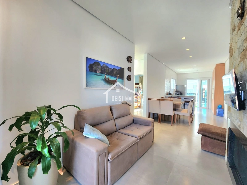 CASA COM QUIOSQUE A venda em Capão Novo Village: 4ª foto da galeria de imagens do imóvel