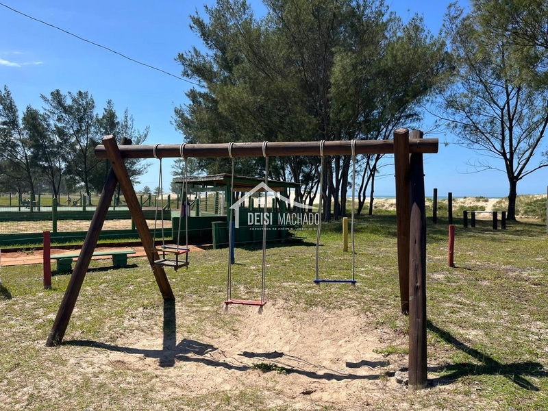 CASA COM QUIOSQUE A venda em Capão Novo Village: 16ª foto da galeria de imagens do imóvel