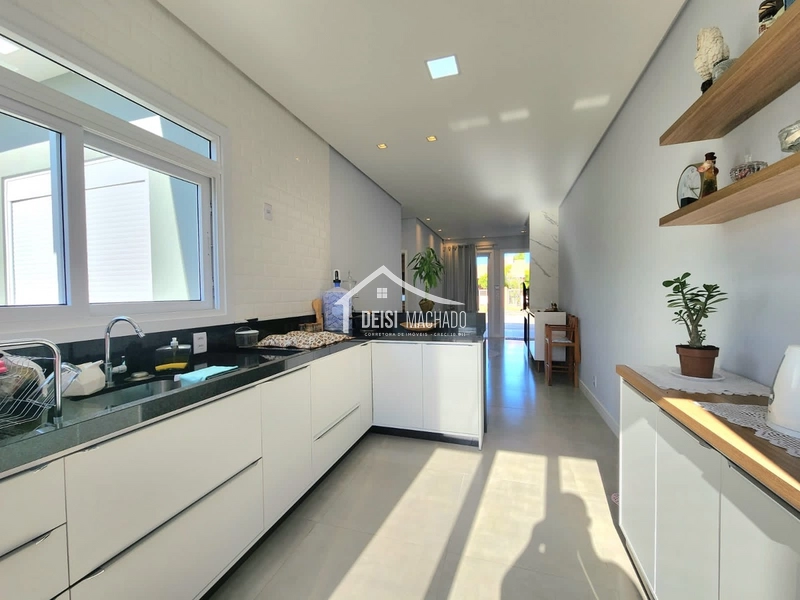 Casa com piscina em Capão Novo Village: 10ª foto da galeria de imagens do imóvel