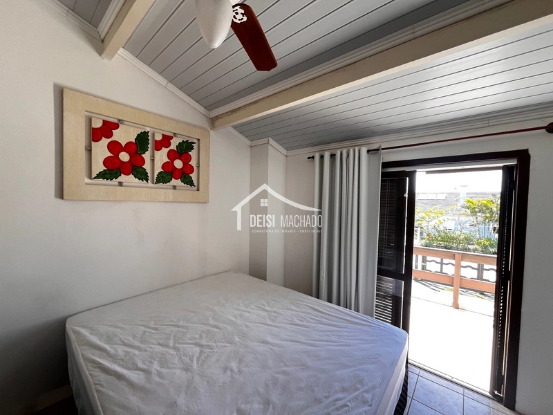 Lindo sobrado em excelente localização, em Capão Novo: 25ª foto da galeria de imagens do imóvel