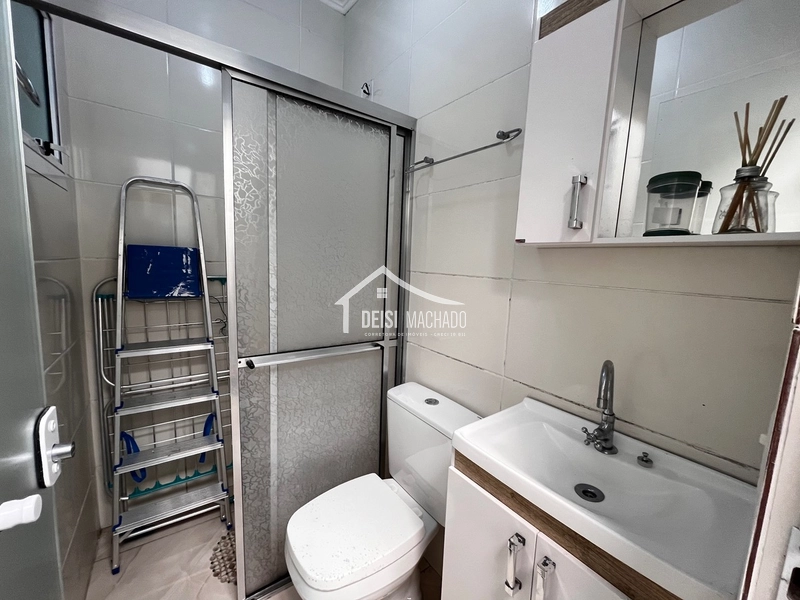 Lindo sobrado em excelente localização, em Capão Novo: 16ª foto da galeria de imagens do imóvel