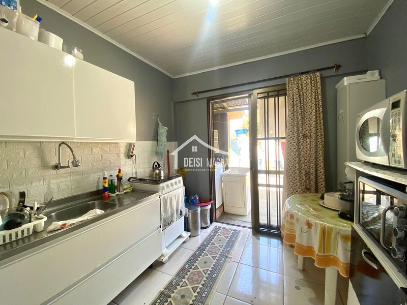 Casa à venda em Capão Novo, em bairro residencial com ótima vizinhança: 4ª foto da galeria de imagens do imóvel