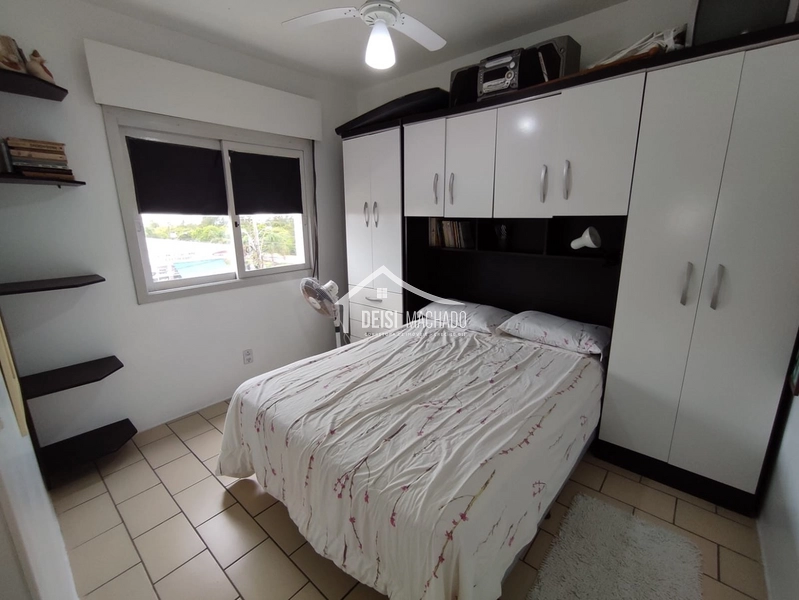 Apartamento a venda em Capão Novo em prédio com Piscina: 5ª foto da galeria de imagens do imóvel