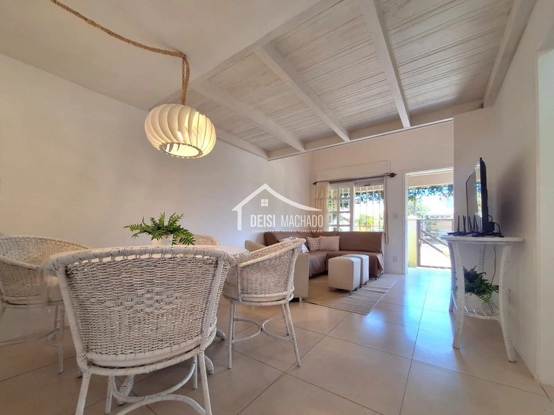 ÓTIMA VIVENDA 2 DORMITÓRIOS