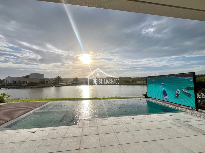 Sobrado de Alto Padrão à Venda no Condomínio Costa Serena – Beira-Mar: 60ª foto da galeria de imagens do imóvel