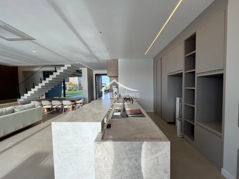 Sobrado de Alto Padrão à Venda no Condomínio Costa Serena – Beira-Mar: 42ª foto da galeria de imagens do imóvel