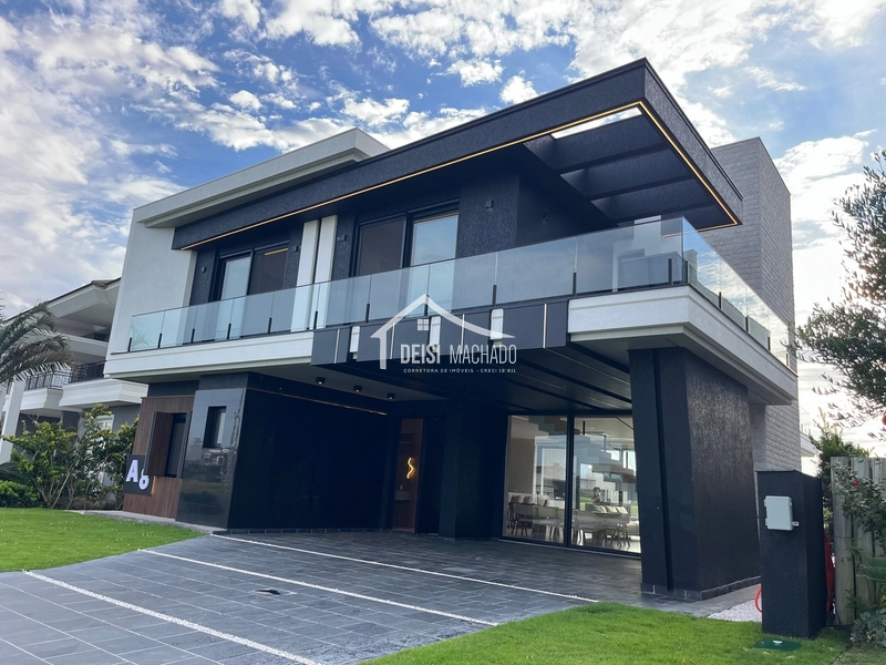 Sobrado de Alto Padrão à Venda no Condomínio Costa Serena – Beira-Mar: 76ª foto da galeria de imagens do imóvel