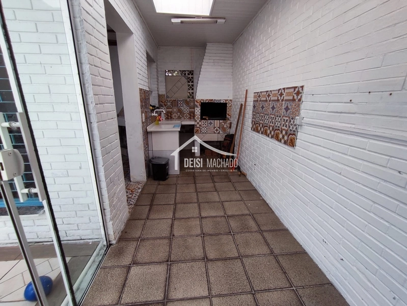 casa em excelente localização em Capão Novo: 8ª foto da galeria de imagens do imóvel