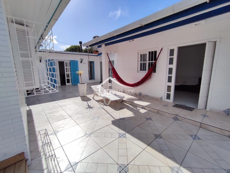 casa em excelente localização em Capão Novo: 11ª foto da galeria de imagens do imóvel