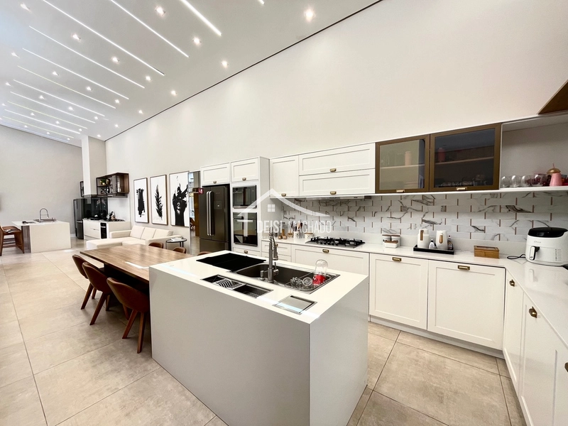 Linda Casa Mobiliada Decorada