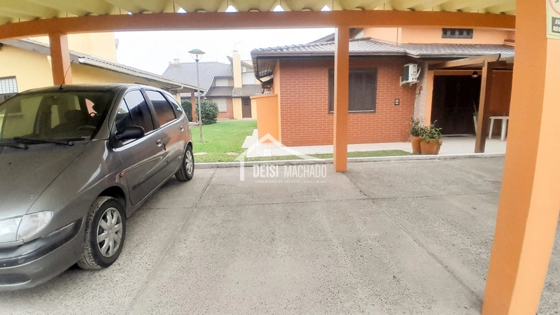 Sobrado com Mezanino Capão Novo: 12ª foto da galeria de imagens do imóvel