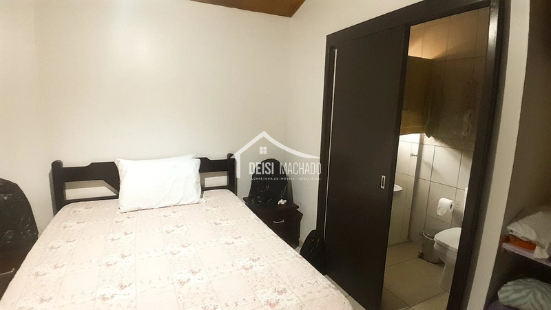 Sobrado com Mezanino Capão Novo: 6ª foto da galeria de imagens do imóvel