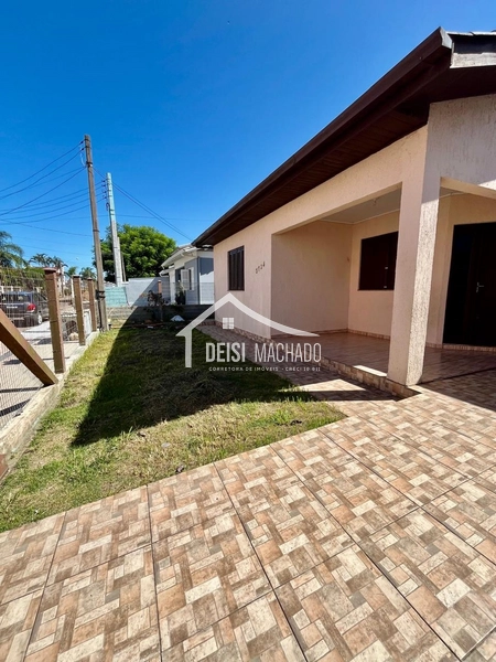 Casa com suíte e pscina posto 4: 2ª foto da galeria de imagens do imóvel