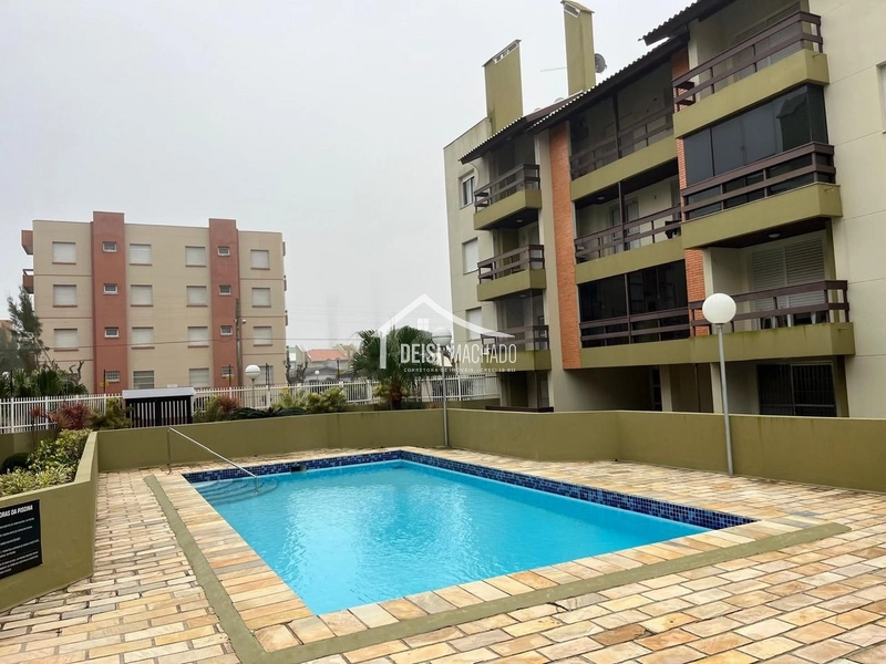 Apartamento com Terraço e Área Gourmet, próximo ao Mar em Capão Novo