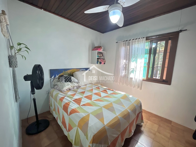 Excelente casa três dormitórios pertinho do mar em Capão Novo: 13ª foto da galeria de imagens do imóvel