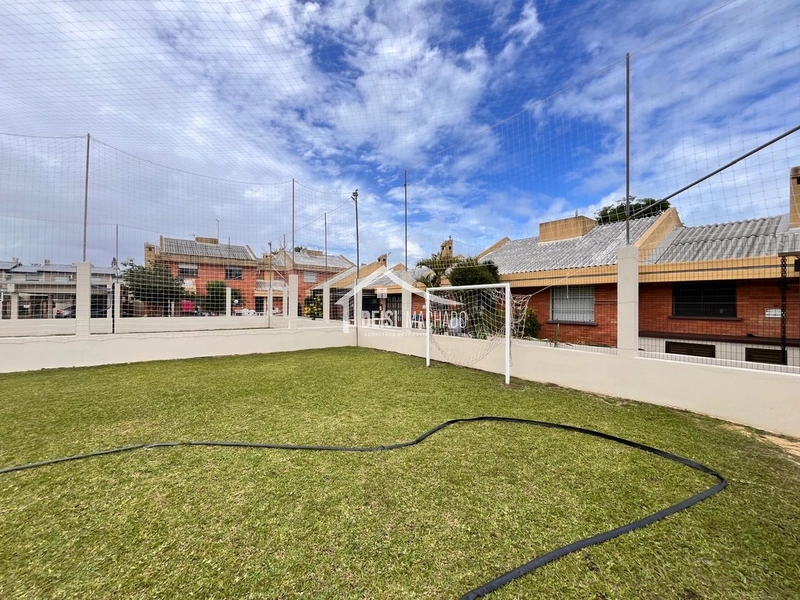 Apartamento em condomínio com quadra de beach tênis e piscina!: 27ª foto da galeria de imagens do imóvel