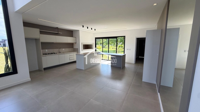 Linda casa Térrea em condomínio fechado: 6ª foto da galeria de imagens do imóvel