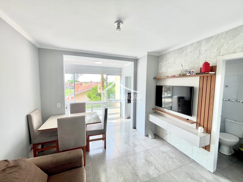 Lindo apartamento, totalmente mobiliado em Capão Novo: 1ª foto da galeria de imagens do imóvel