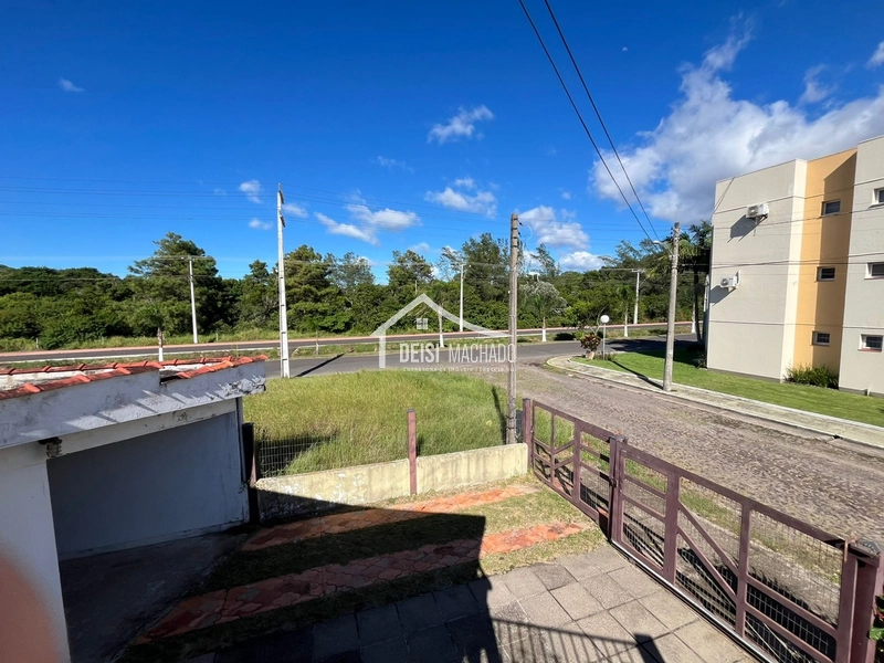 Sobrado dois dormitórios com terraço em Capão Novo: 17ª foto da galeria de imagens do imóvel