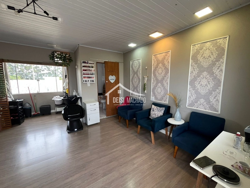 Casa ampla de dois pavimentos: 9ª foto da galeria de imagens do imóvel