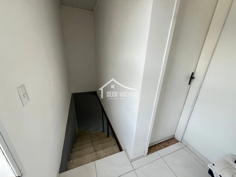 Casa ampla de dois pavimentos: 14ª foto da galeria de imagens do imóvel
