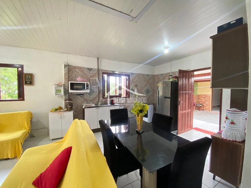 Casa a venda em Imbé : 2ª foto da galeria de imagens do imóvel