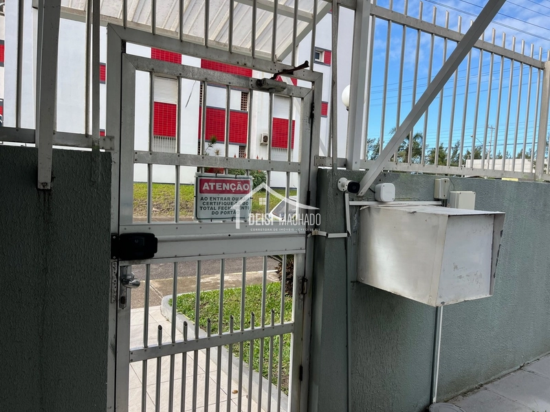Apartamento com piscina a venda em Capão Novo: 4ª foto da galeria de imagens do imóvel
