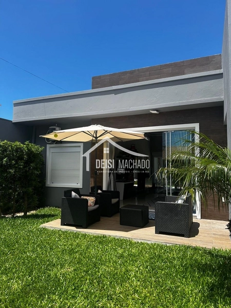 Casa 3 dormitórios a venda na praia Capão Novo Village: 1ª foto da galeria de imagens do imóvel