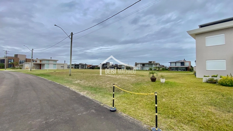 Terreno Beira Lago à Venda no Condomínio Costa Serena: 8ª foto da galeria de imagens do imóvel