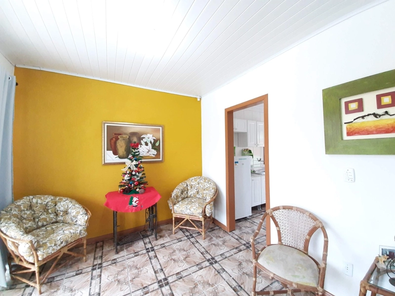 Casa com piscina na praia Capão Novo: 6ª foto da galeria de imagens do imóvel