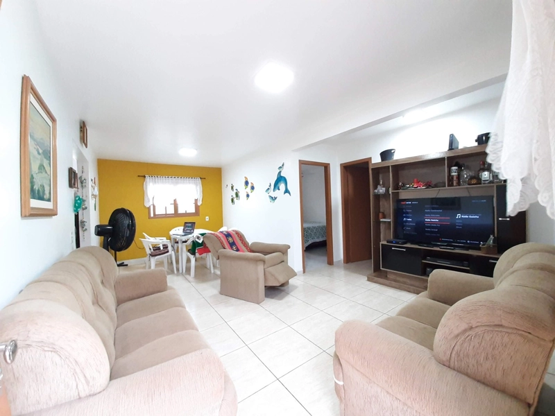 Casa com piscina na praia Capão Novo: 15ª foto da galeria de imagens do imóvel