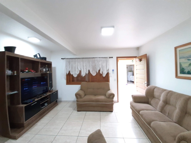 Casa com piscina na praia Capão Novo: 17ª foto da galeria de imagens do imóvel