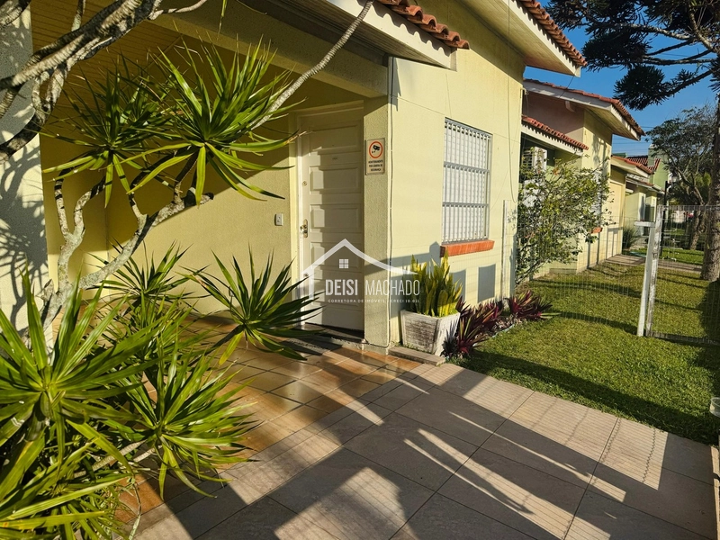 IMOVEL com ampla varanda na praia Capão Novo: 3ª foto da galeria de imagens do imóvel