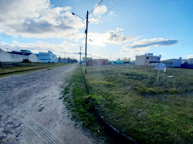TERRENO A BEIRA MAR NA PRAIA CAPÃO NOVO: 7ª foto da galeria de imagens do imóvel