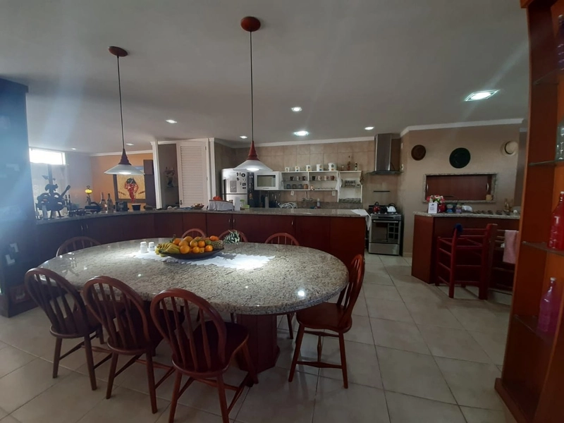 Casa de excelente padrão na Praia CAPÃO NOVO em área residencial: 6ª foto da galeria de imagens do imóvel
