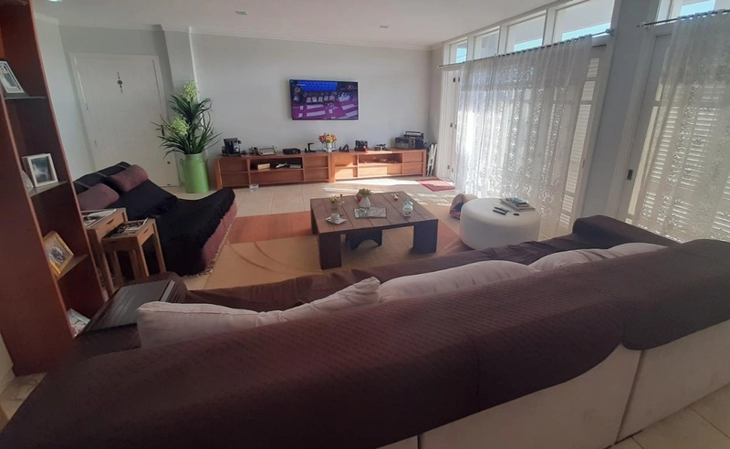 Casa de excelente padrão na Praia CAPÃO NOVO em área residencial: 8ª foto da galeria de imagens do imóvel